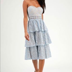 Lulu’s Blue and nude strapless dress